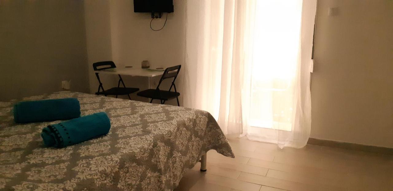 Luxury Apartment Near Metro By Hospitality Gr Athens Luaran gambar
